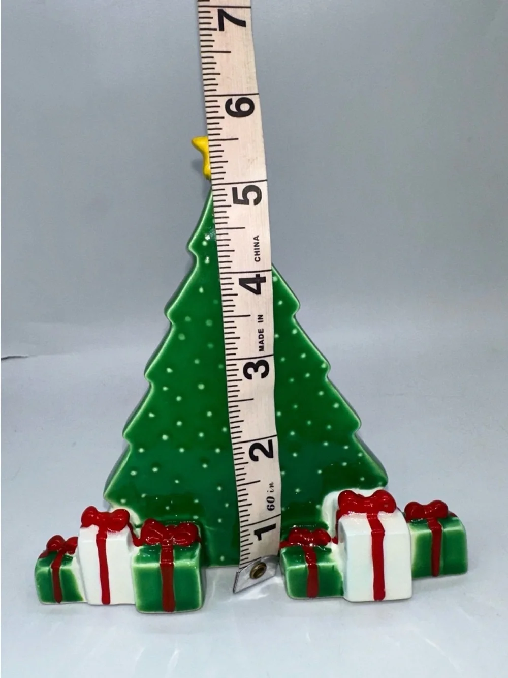 Department 56 Green Christmas Tree with Presents Decor Lynda Sylvester Design